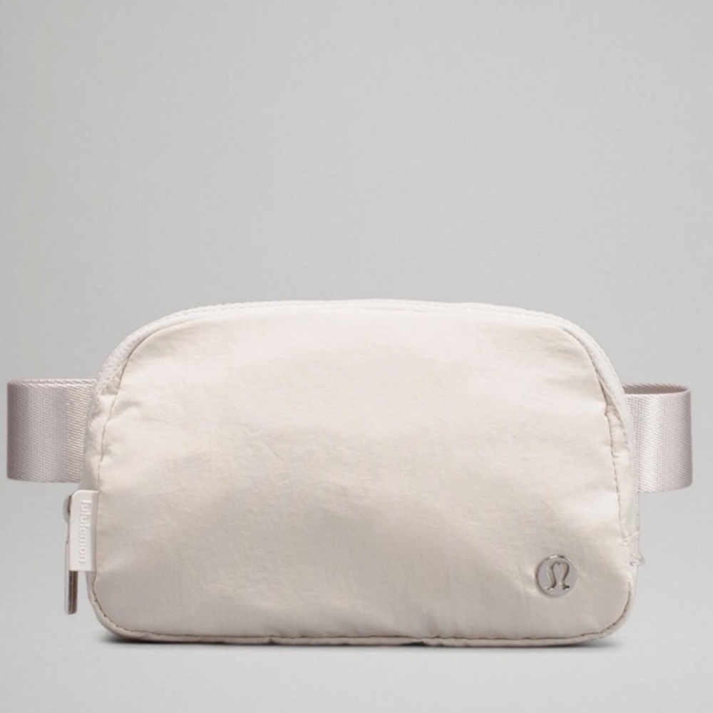 🖤NWT OPAL LULULEMON BELT BAG